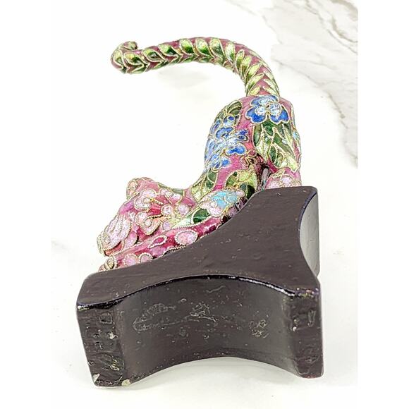 Cat Kitten Lovers 6" x 2 1/4" Ceramic Pink Multicolor Wood Base Home Decor - Picture 13 of 15